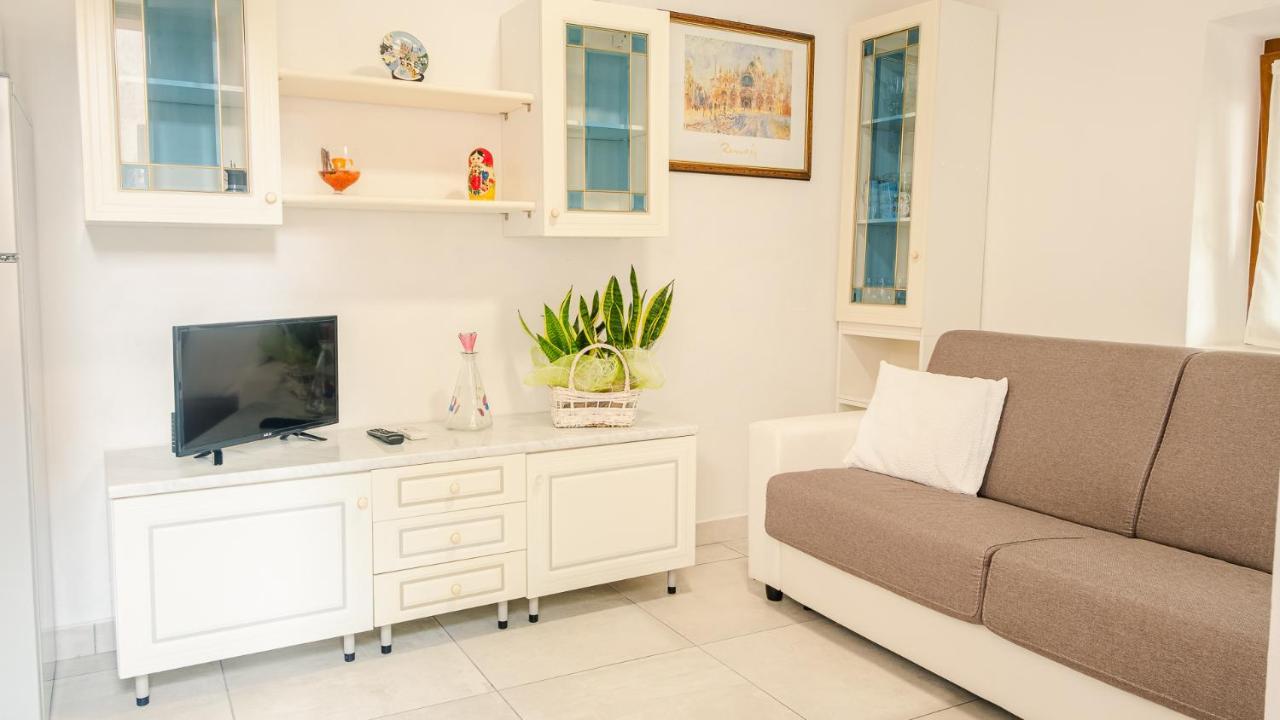 Appartement La Casa Di Nonna Agnese - Italian Homing à Padenghe sul Garda Extérieur photo